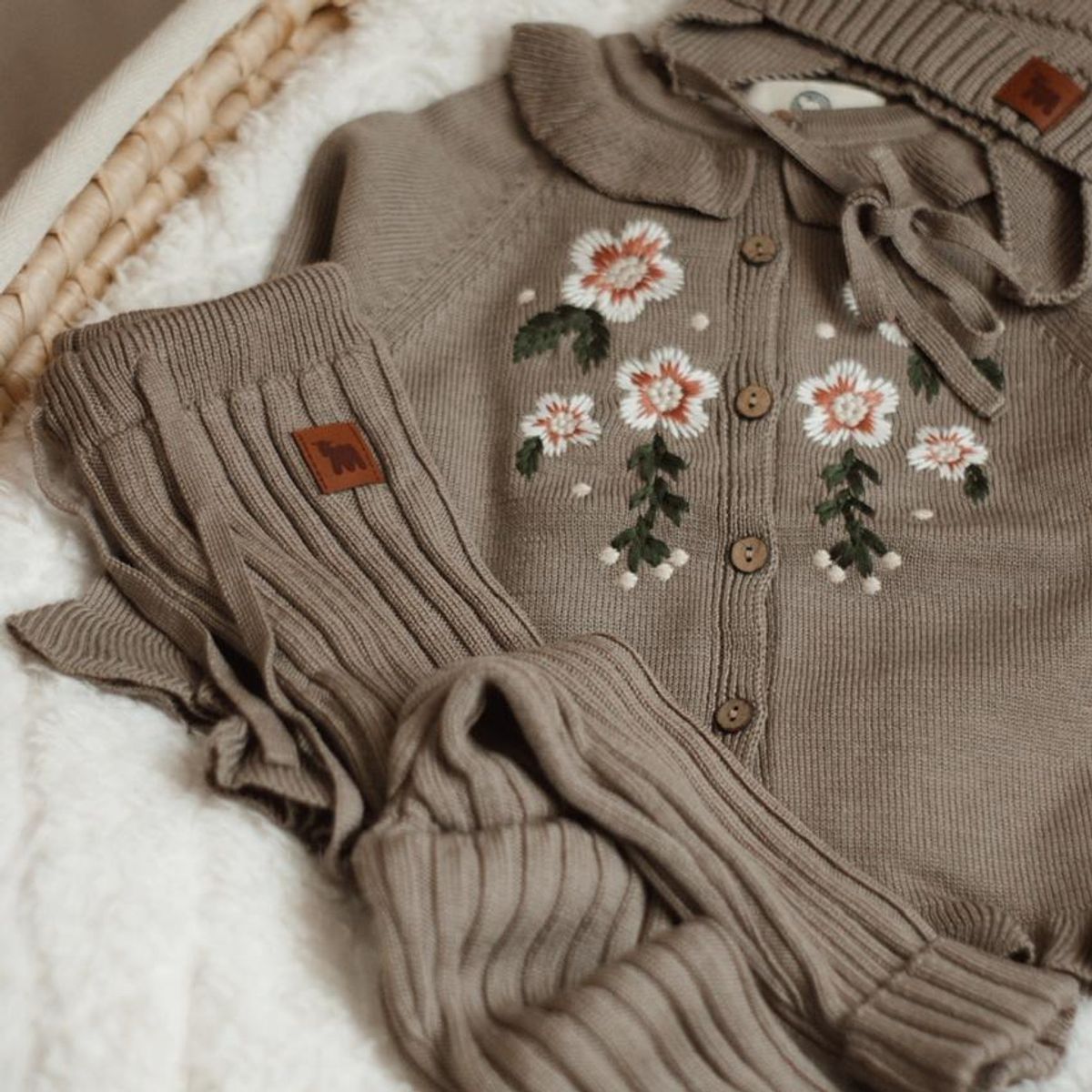 Cardigan Leine, kardemomme